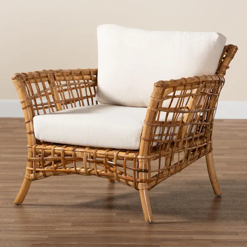 Moderner böhmischer Armlehnstuhl aus naturfarbenem Rattan