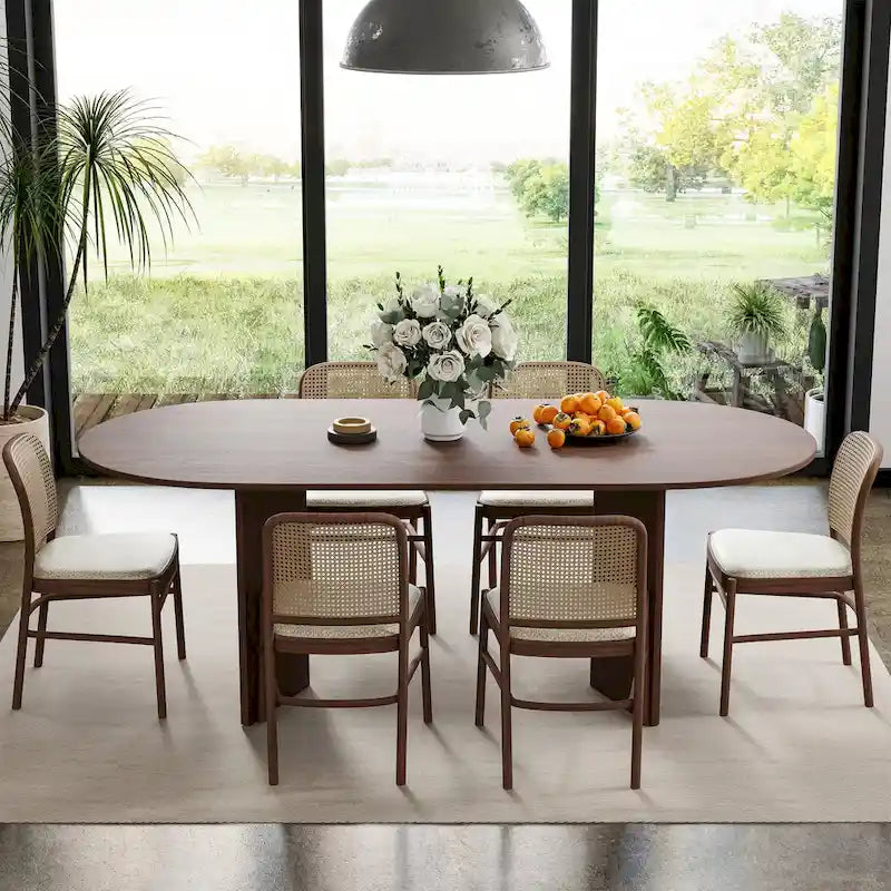 Nordischer Esstisch aus Massivholz, oval, für 6 Personen