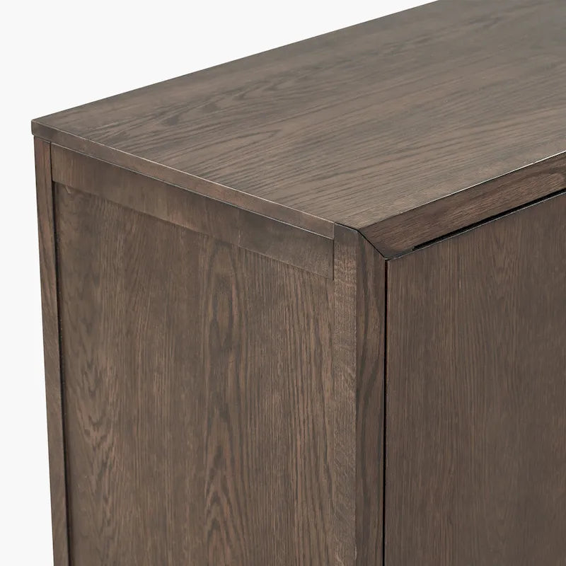 2-türiger Holzschrank mit verstellbarem Regal und Eichenholzbeinen